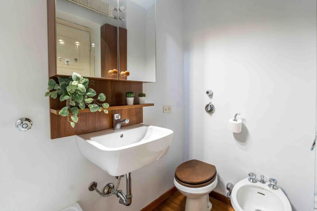 Missori'S Nest - Wonderful View Apartment Милано Екстериор снимка